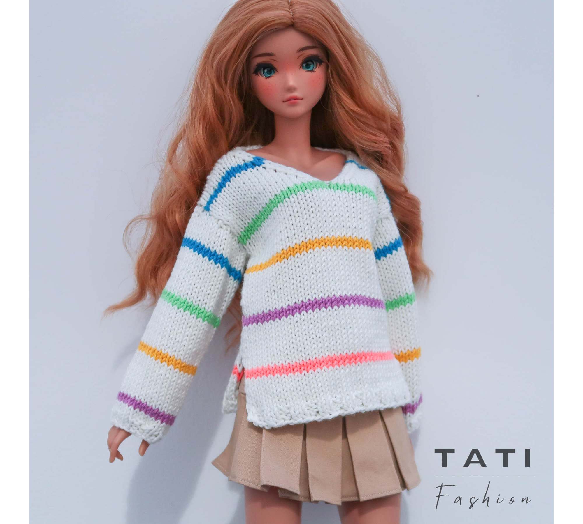 Oversized Sweater with V-neck and Stripes for Smart Doll