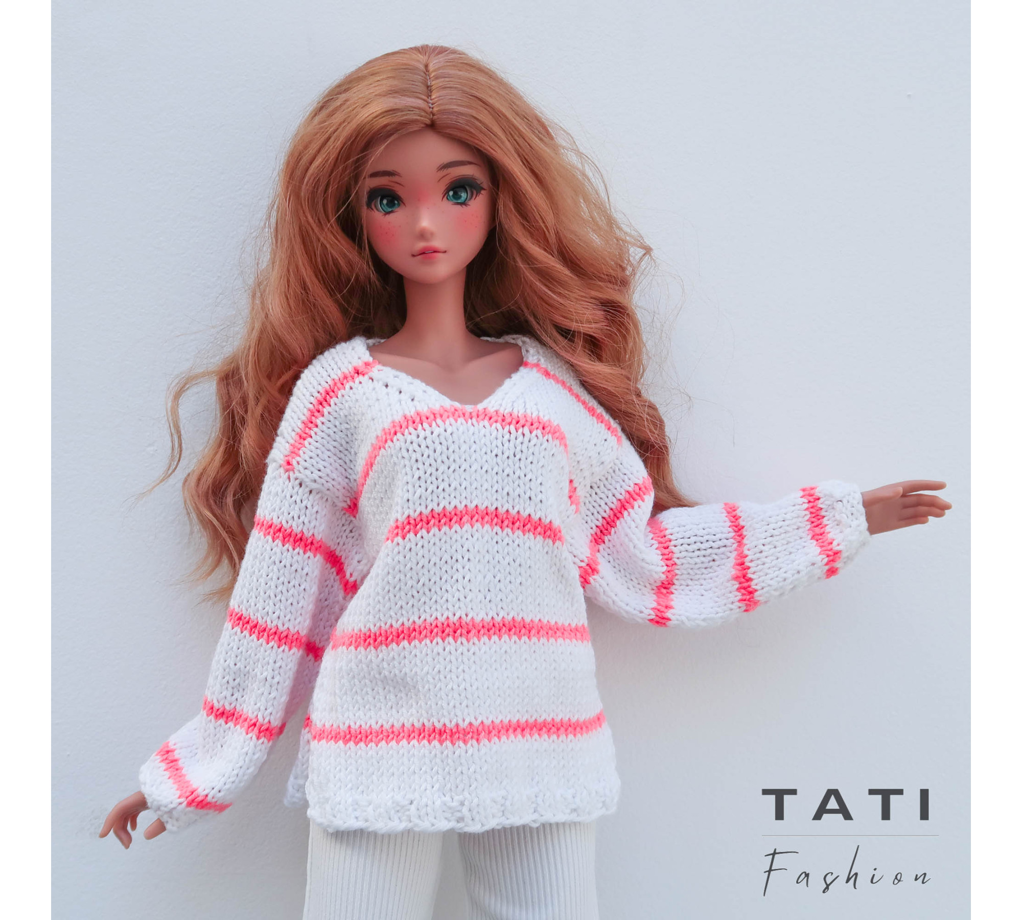 Oversized Sweater with V-neck and Stripes for Smart Doll