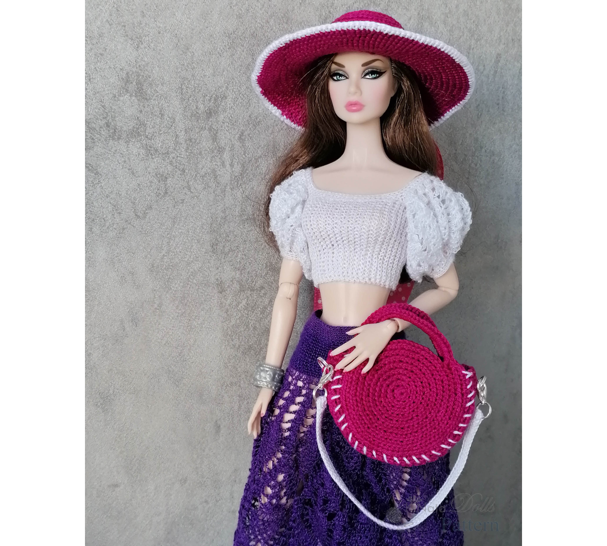 PDF: Round bag for Barbie and 1/6 doll